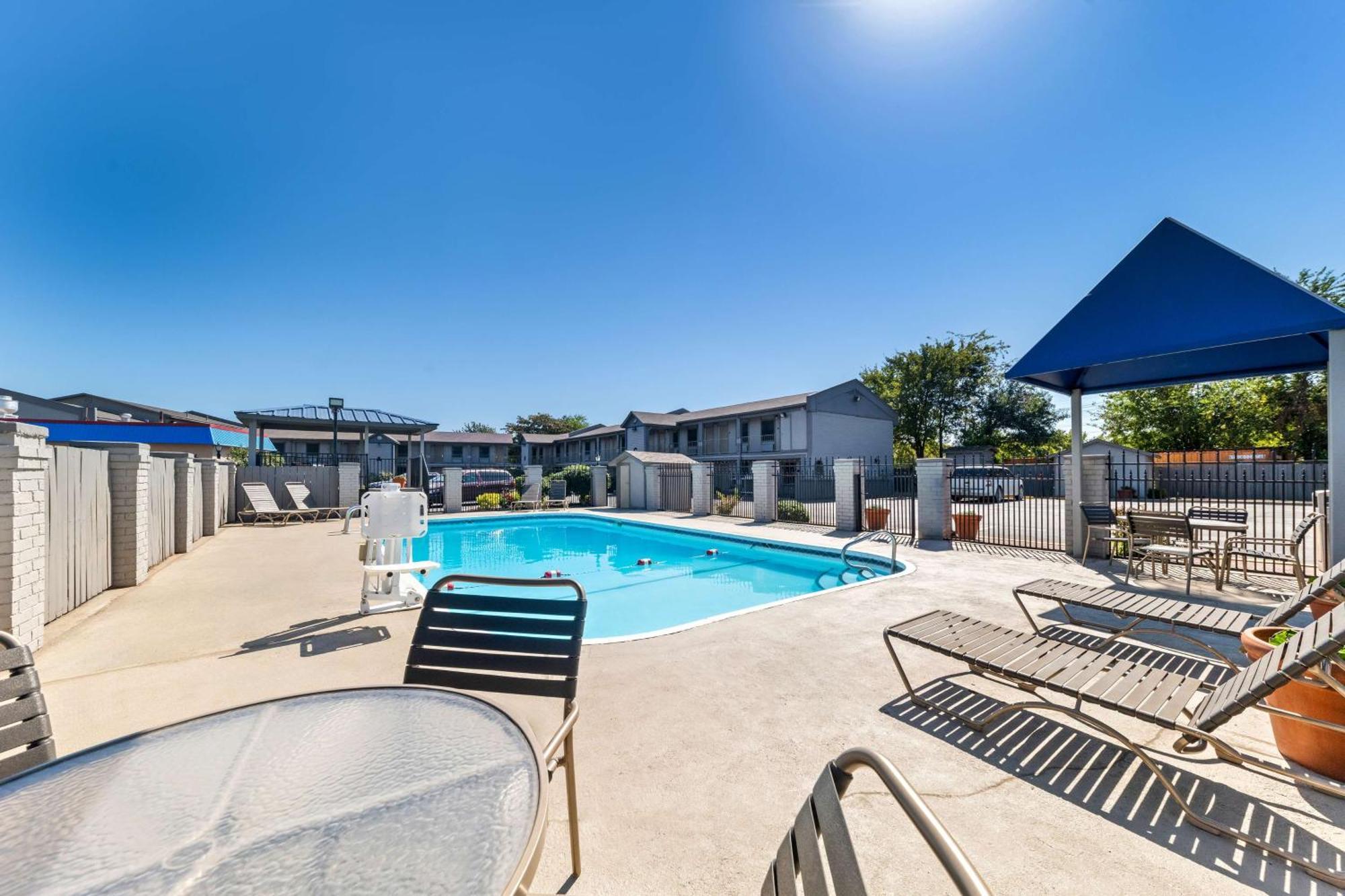 Best Western Markita Inn Дюрант Экстерьер фото